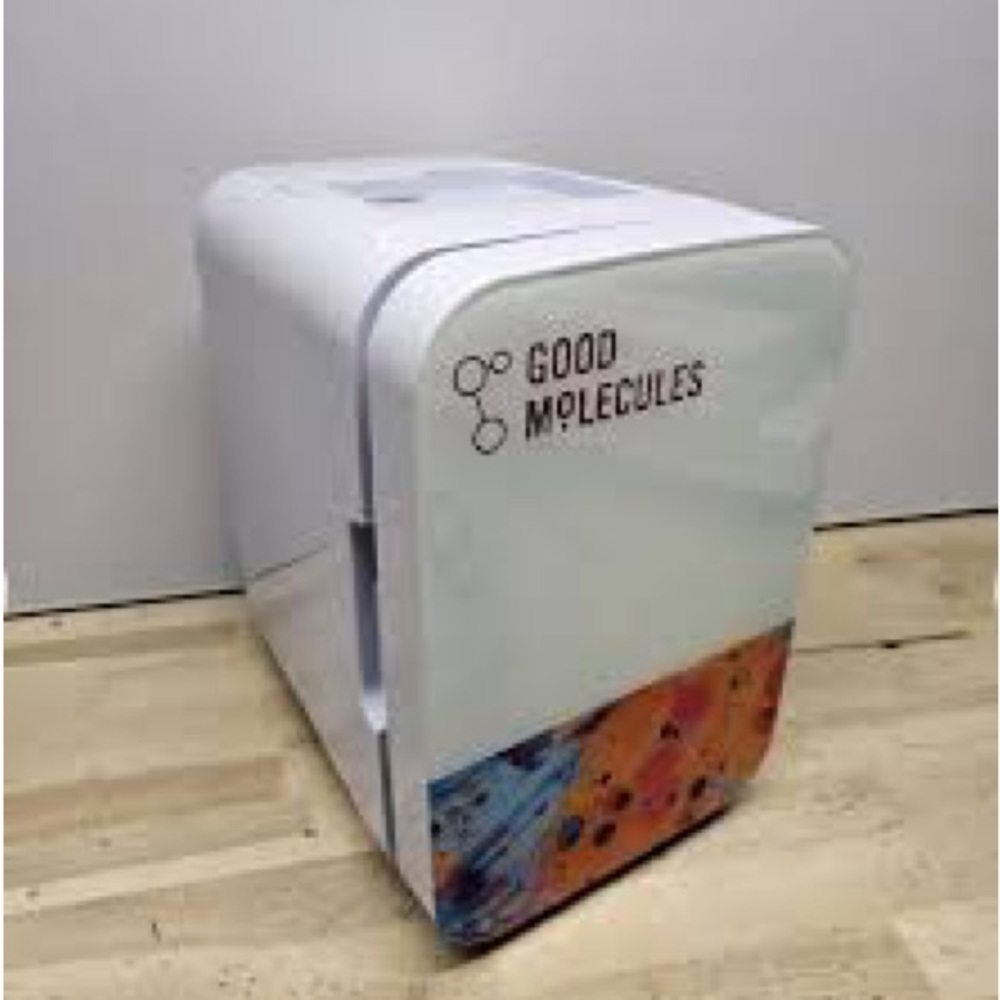 Other GOOD MOLECULES Limited Edition Skin Care Mini Fridge - Picture 3 of 4